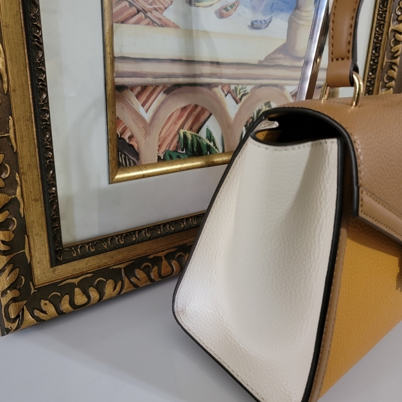 NWT Micheal Kors Whitney medium flap satchel - Picture 6 of 11